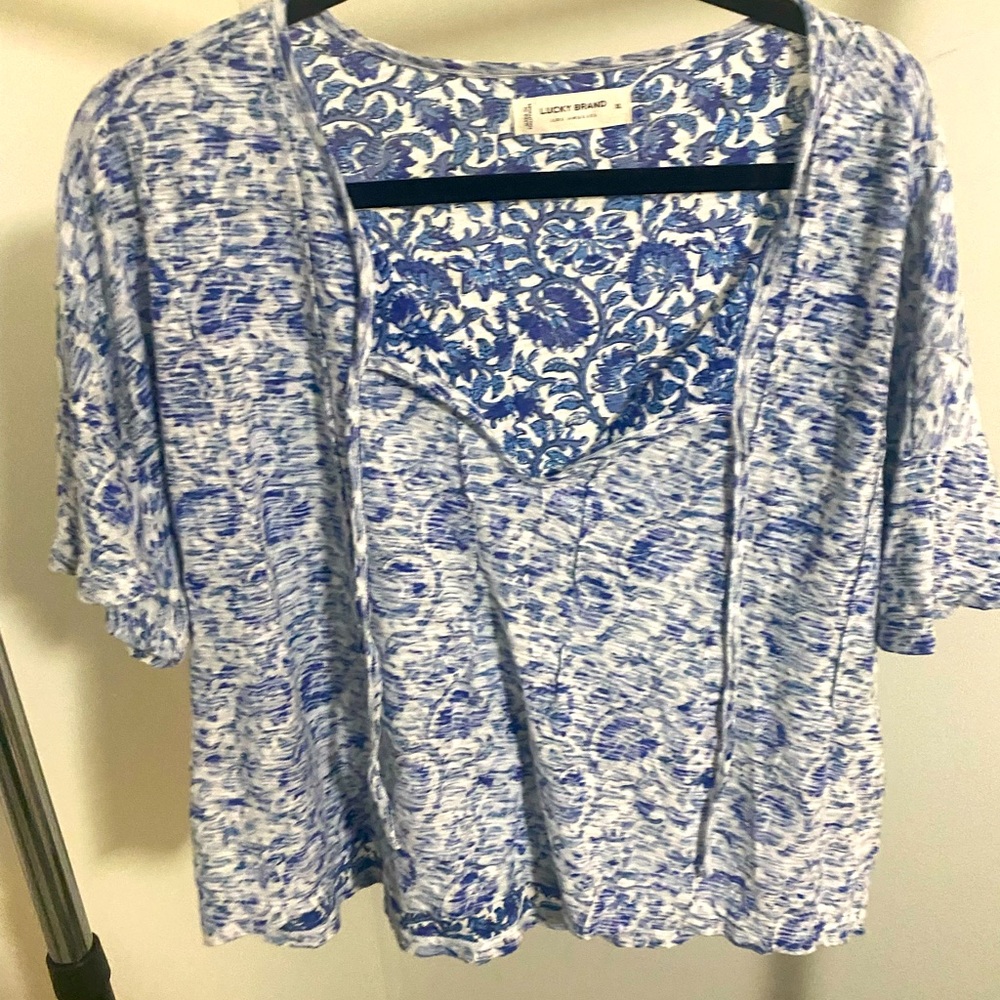 Short sleeve top